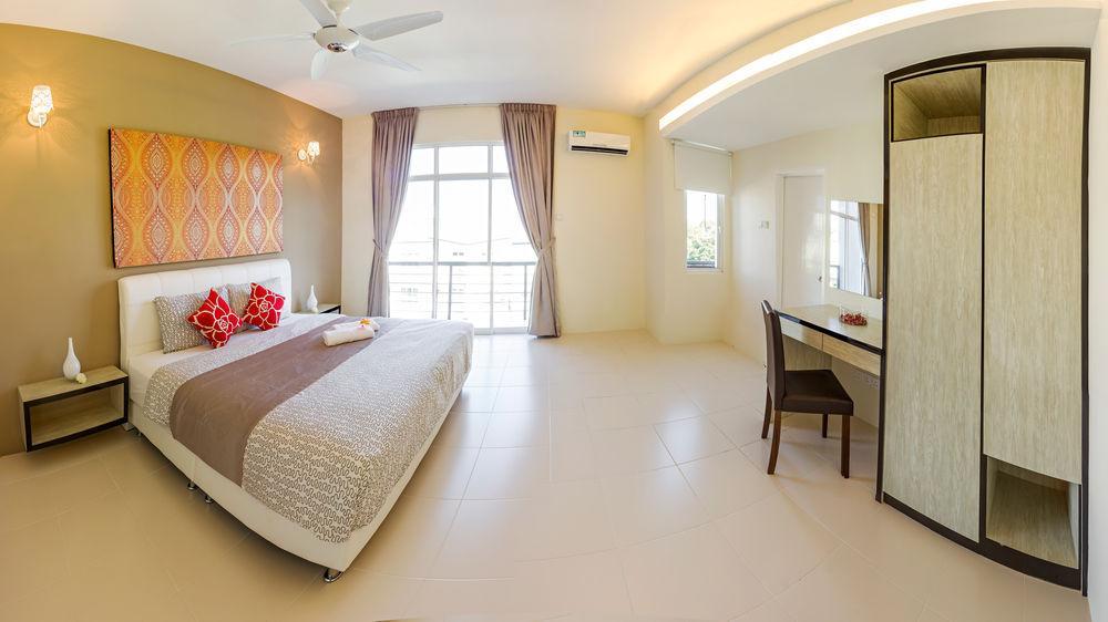 Batu Ferringhi - Shamrock Beach Villas - 12 Екстер'єр фото