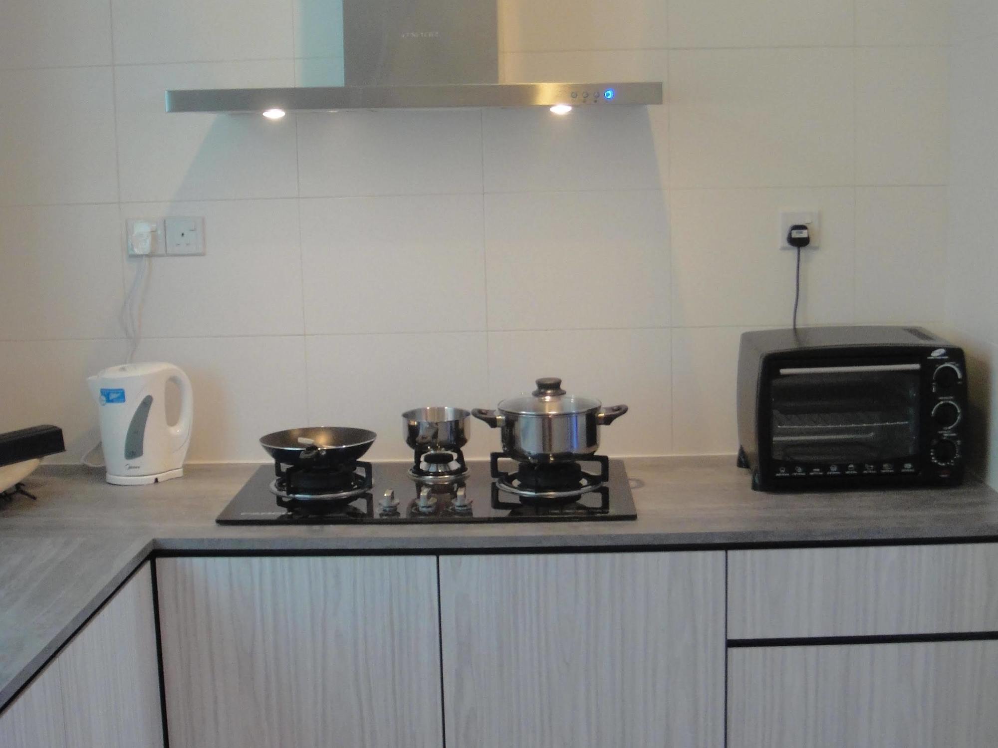 Batu Ferringhi - Shamrock Beach Villas - 12 Екстер'єр фото